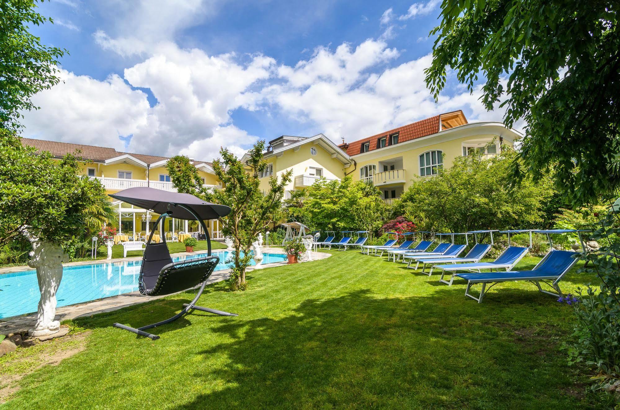 Hotel Gschwangut Лана Екстер'єр фото